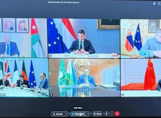 الصفدي يشارك في اجتماع دولي حول حرية الملاحة في مضيق هرمز