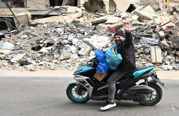 ترامب يعلن تمديد وقف إطلاق النار بين إسرائيل ولبنان لمدة ثلاثة أسابيع