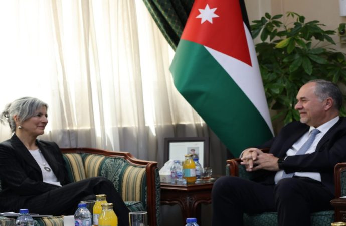 وزير العدل يبحث سبل تعزيز التعاون القانوني المشترك مع ممثلة المفوضية السامية لشؤون اللاجئين