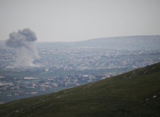 14 شهيدا و37 مصابا في غارات إسرائيلية على جنوب لبنان