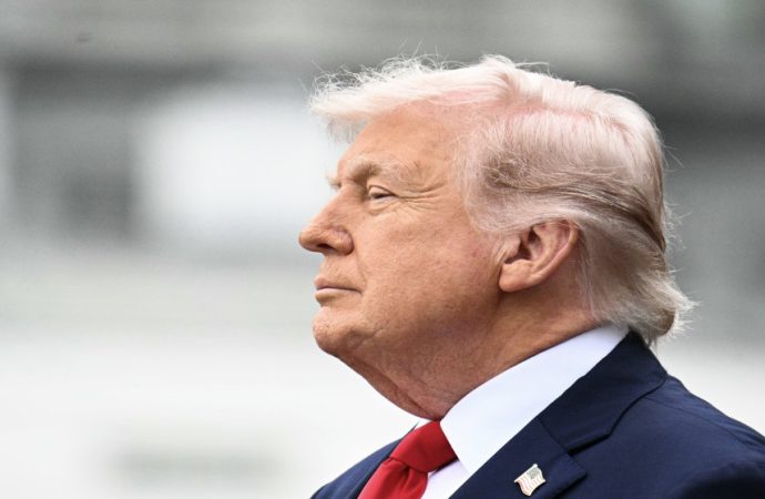 ترامب يدعو إيران إلى التعقّل والإسراع في إبرام اتفاق