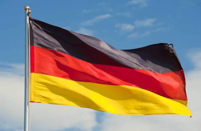 ألمانيا مستعدة لاحتمال خفض الوجود العسكري الأميركي على أراضيها