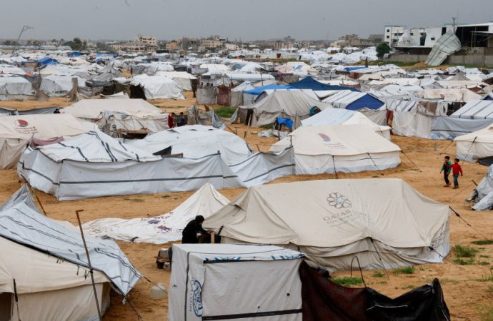 الاتحاد الأوروبي يرفض ما يسمى “الخط البرتقالي” في غزة