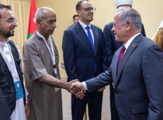 الملك يودع بعثة الحجاج المخصصة لأسر الشهداء من القوات المسلحة