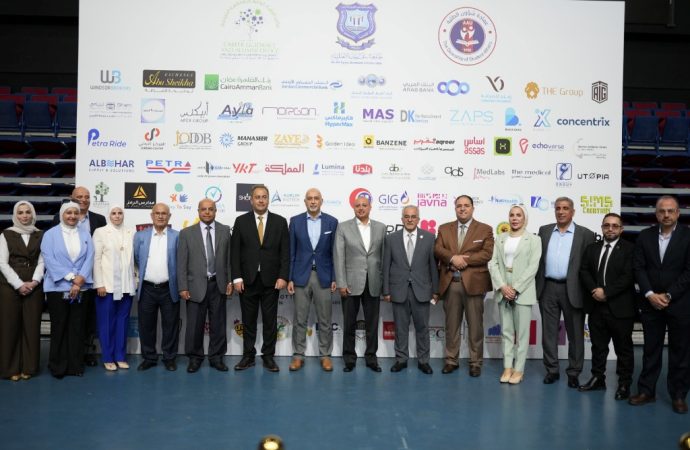 بالصور … د. الحوراني يرعى افتتاح اليوم الوظيفي 2026 في عمان الاهلية بمشاركة أكثر من 100 شركة ومؤسسة