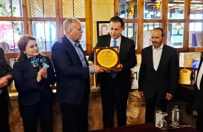 بالصور : تكريم الدكتور جمال الشلول وعدد من الشخصيات الوطنية في مادبا
