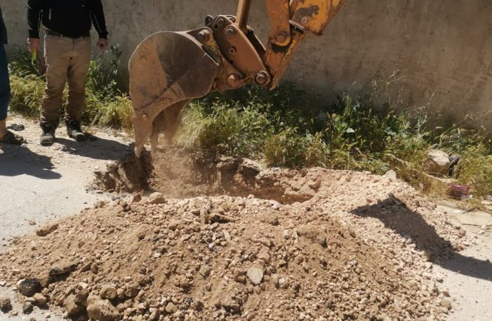 المياه : ضبط اعتداء في مناطق جنوب عمان – صور