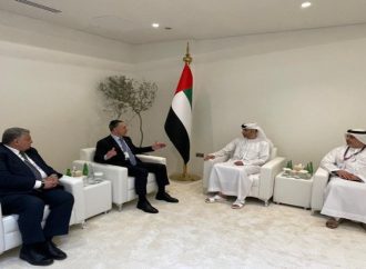 القضاة يبحث مع نظيريه الإماراتي والبحريني توسيع الشراكات وتسهيل دخول الأدوية الأردنية