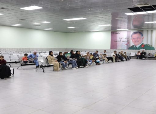 القوات المسلحة تجلي الدفعة الـ28 من أطفال غزة المرضى للعلاج في المملكة