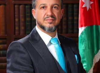 الطراونة يكتب …  في فجر العقد الثامن للاستقلال : الملك والجيش والنشامى يرسخون أركان الدولة  على قمة المجد