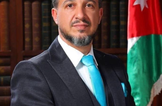 الطراونة يكتب …  في فجر العقد الثامن للاستقلال : الملك والجيش والنشامى يرسخون أركان الدولة  على قمة المجد