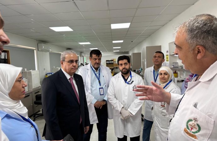 البدور من المختبرات الرئيسية: الإسراع في إجراء الفحوصات وتوفير المواد الناقصة