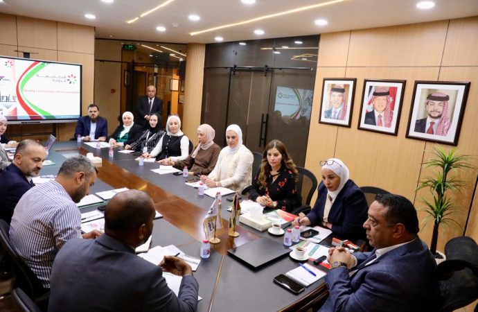 اتحاد البريد العالمي يزور الأكاديمية الدولية للتجارة الإلكترونية واللوجستيك لاعتمادها مركزا تدريبا عربيا ودوليا.