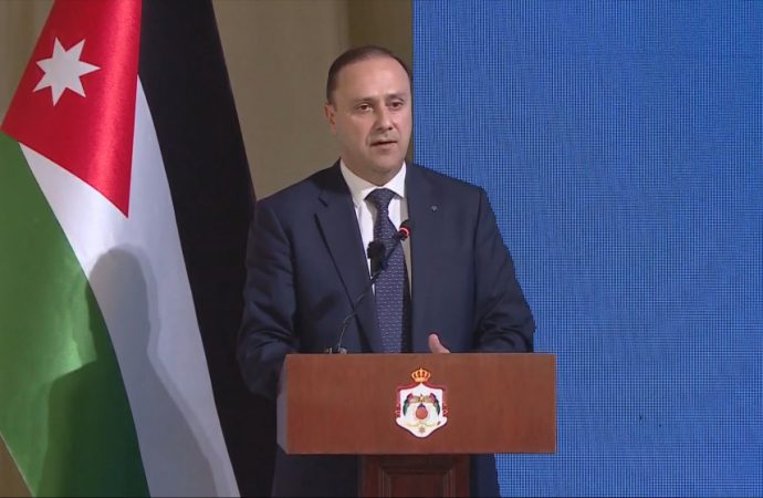 الحكومة: أكثر من 100 محكوم بالإعدام في السجون الأردنية وسينفذ الحكم بحقهم تباعا