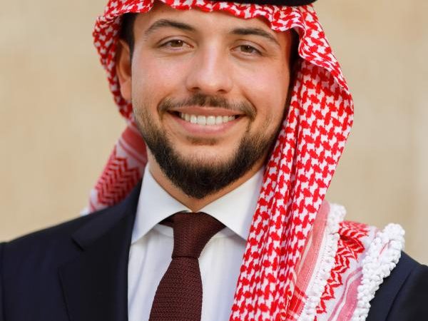 الدكتور صخر الهقيش  يرفع أسمى آيات التهنئة والتبريك إلى سمو ولي العهد بمناسبة عيد ميلاده الثاني والثلاثين