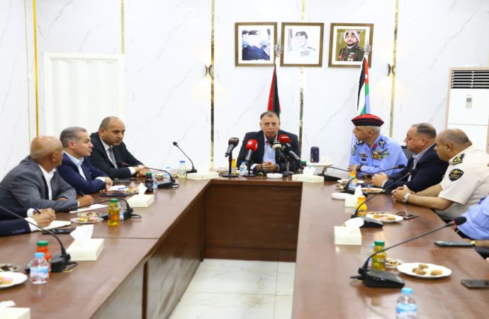 الفراية: العمل جارٍ على تنفيذ عطاء لتطوير جسر الملك حسين