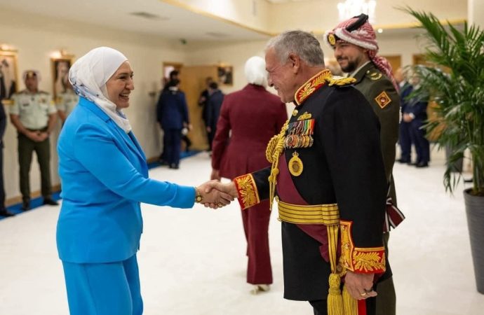 الجراح تكتب … سبعة وعشرون عاماً من العزيمة والإنجاز.. والأردن يواصل المسير