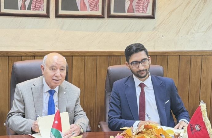 جامعة مؤتة ومؤسسة استبصار للتكنولوجيا توقّعان اتفاقية لدعم الابتكار والبرمجة لدى الطلبة.