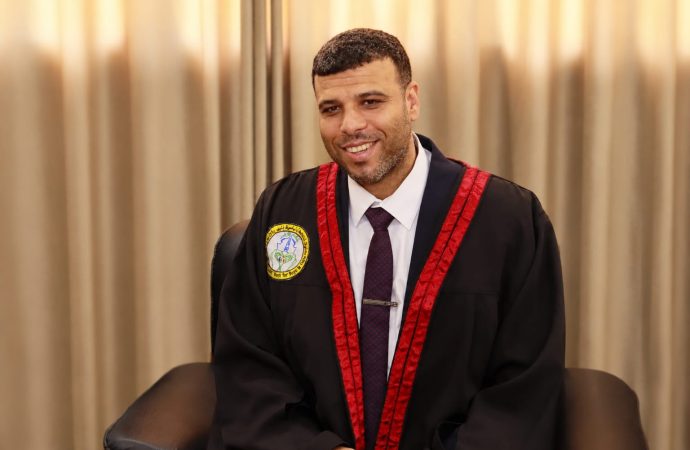 حسام راضي يحصل على درجة الماجستير بامتياز عن دراسة حول متطلبات تنمية المجتمع عبر تطبيقات التحول الرقمي