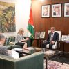 رئيس الوزراء يبحث مع المديرة المنتدبة لشؤون العمليات في البنك الدولي أولويات التعاون المشترك