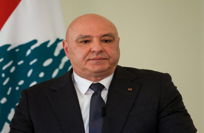 عون: على إيران عدم التدخل في شؤون لبنان