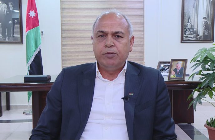 غرامة 5 آلاف دينار لإلغاء تسفير العامل الوافد وتسديد الرسوم والالتزامات