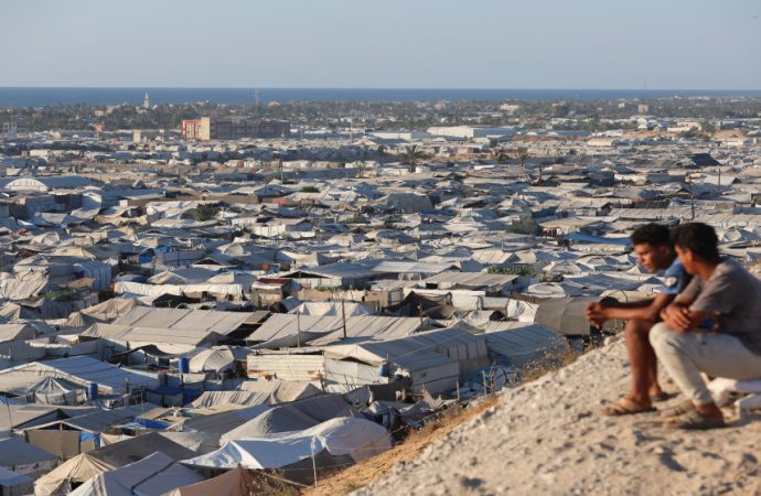 في اليوم العالمي للاجئين.. 6.2 مليون لاجئ فلسطيني يتوزعون على 58 مخيما