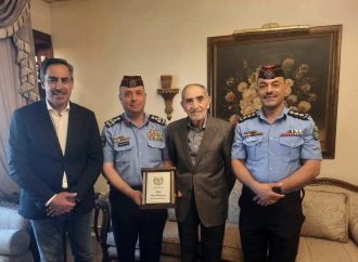 مديرية الأمن العام تُكرم اللواء المتقاعد الزعبي