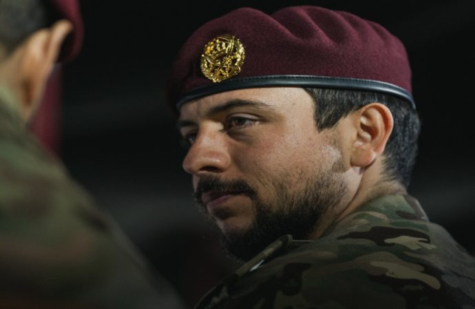 ولي العهد يهنئ بيوم الجيش وذكرى الثورة العربية الكبرى