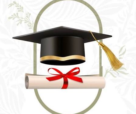 الطالبة نور يوسف كاظم  مبروك  التخرج  من الجامعة الهاشمية