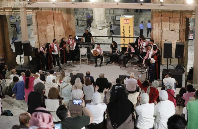 كورال عمان الأهلية يتجلى.. وشعراء النبط يحلقون.. و”جبال الطفيلة” تعانق جرش على “ارتيمس”