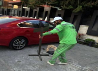 أمانة عمّان: حجز المواقف العامة أمام المحال التجارية مخالفة ولن يُسمح بها