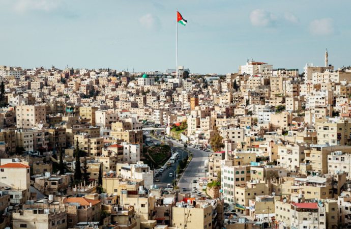 إقرار نظامٍ معدِّلٍ لنظام الأبنية والتنظيم في مدينة عمّان