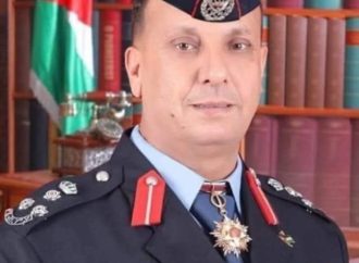 يوسف كاظم العطاري يهنئ العميد الدكتور جمعة زيدان الحمايدة بتسلمه إدارة الإصلاح والتأهيل