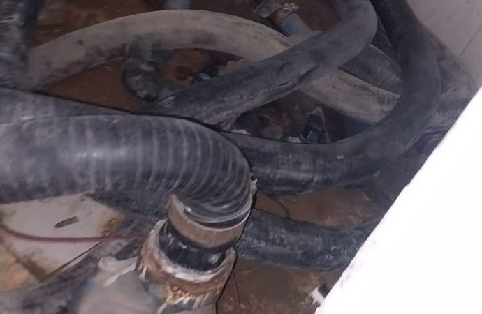 المياه : ضبط اعتداءات جديدة في عين الباشا لبيع صهاريج – صور