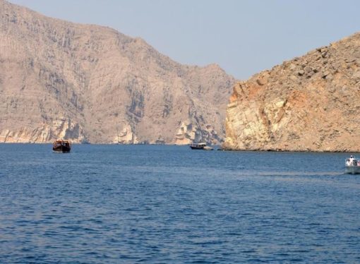 توتر هرمز يعرقل مسار التفاوض بين واشنطن وطهران