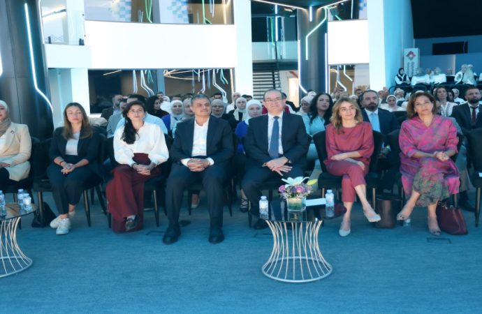 وزير الاقتصاد الرقمي يؤكد أهمية الاستثمار في المهارات وبناء القدرات