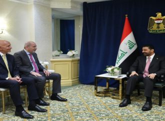 وزير الخارجية ينقل دعوة من الملك لرئيس الوزراء العراقي لزيارة الأردن