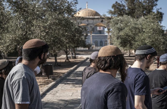 “​الخارجية النيابية” تطالب بتحرك برلماني دولي لوقف الانتهاكات الإسرائيلية في الأقصى