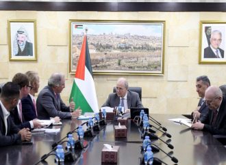 فلسطين تطالب الاتحاد الأوروبي بخطوات جدية لوقف اعتداءات المستوطنين