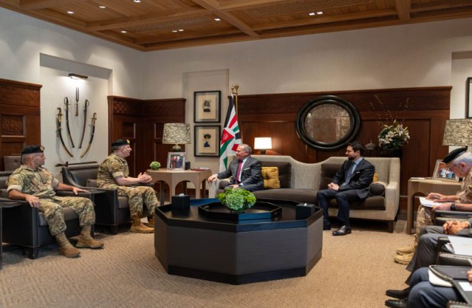 الملك يؤكد وقوف الأردن إلى جانب لبنان ودعم جهوده للحفاظ على أمنه وسيادته