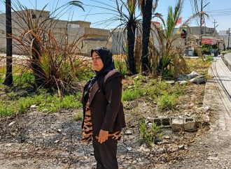 خيرية مهدي الصالح رئيس الفريق الوزاري ثقف نفسك قانونيا ضمن مشروعها الثقافة القانونية للجميع