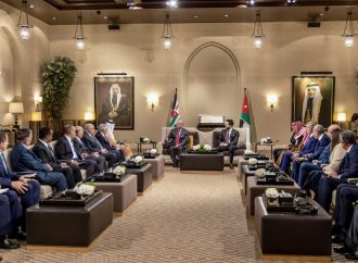 الخصاونة يكتب … لقدس ليست وحدها.. والملك يرسم معادلة المواجهة السياسية قبل فرض الأمر الواقع