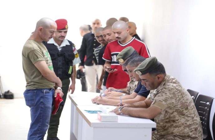 بدء إجراءات الفحوصات الطبية للدفعة الثالثة من مكلفي خدمة العلم