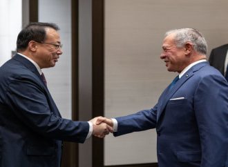 الملك يؤكد لعمدة شنغهاي أهمية توسيع آفاق الشراكة الأردنية الصينية