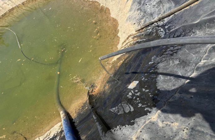 ضبط اعتداءات على خطوط مياه رئيسية في المفرق والقطرانة والظليل