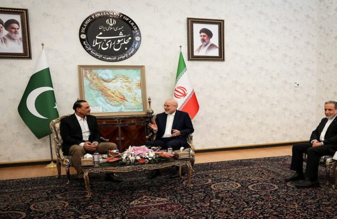 باكستان: إسلام أباد وطهران أحرزتا تقدما كبيرا في محادثات بشأن الحرب