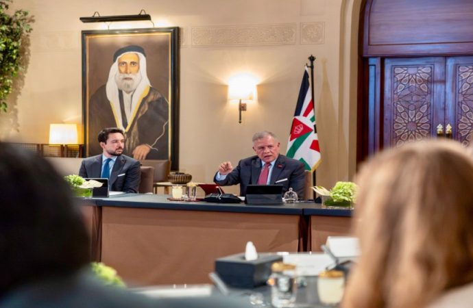 الملك يستقبل وفدا من مساعدي أعضاء في الكونغرس الأميركي