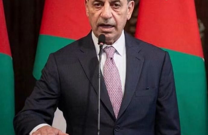 بلدية السلط تهنئ المصري بتعيينه نائباً لرئيس الوزراء ووزيراً للإدارة المحلية