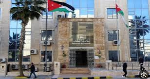 القطامين يوجه التفتيش بوضع خطة شاملة لضمان التزام المنشآت بتوفير الحضانات وتشغيل ذوي الإعاقة
